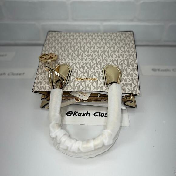 Michael Kors Mercer Medium Signature Logo Metallic Crossbody Bag  Pale Gold - Picture 4 of 11